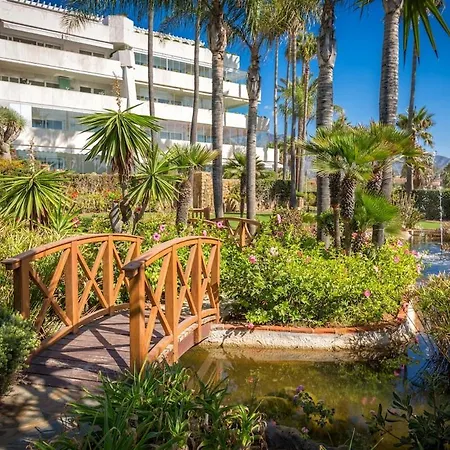Puerto Banus Beachfront Private Pool Apartment