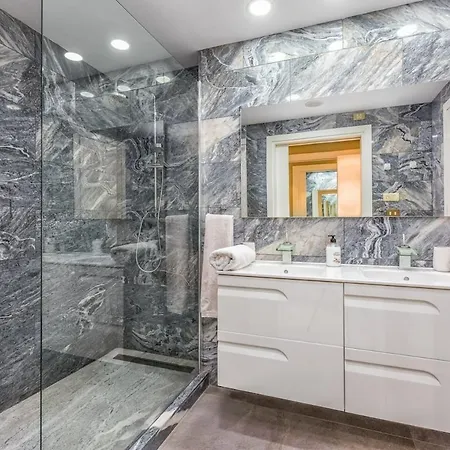 Apartment Puerto Banus Beachfront Private Pool *