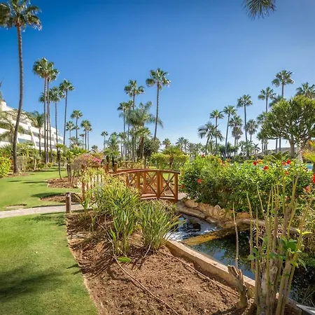 Puerto Banus Beachfront Private Pool *