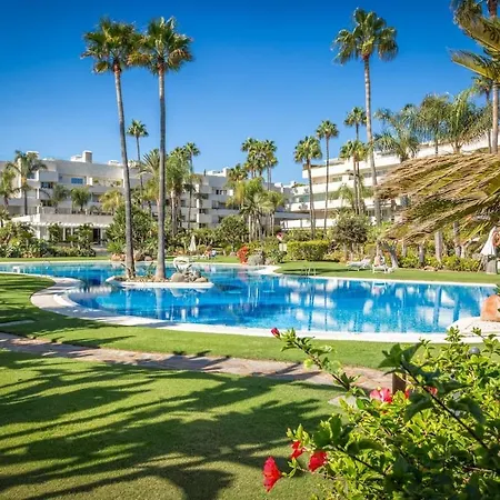 Apartment Puerto Banus Beachfront Private Pool *