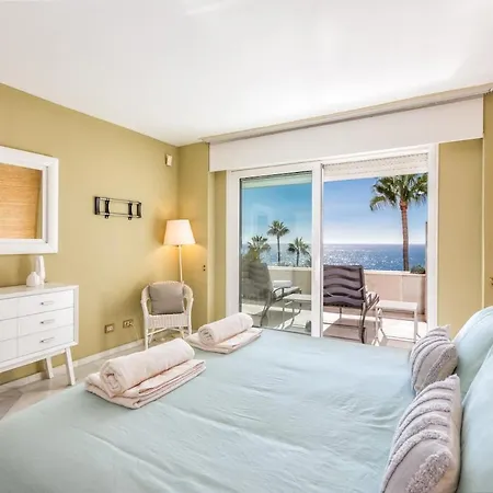 Puerto Banus Beachfront Private Pool * Marbella